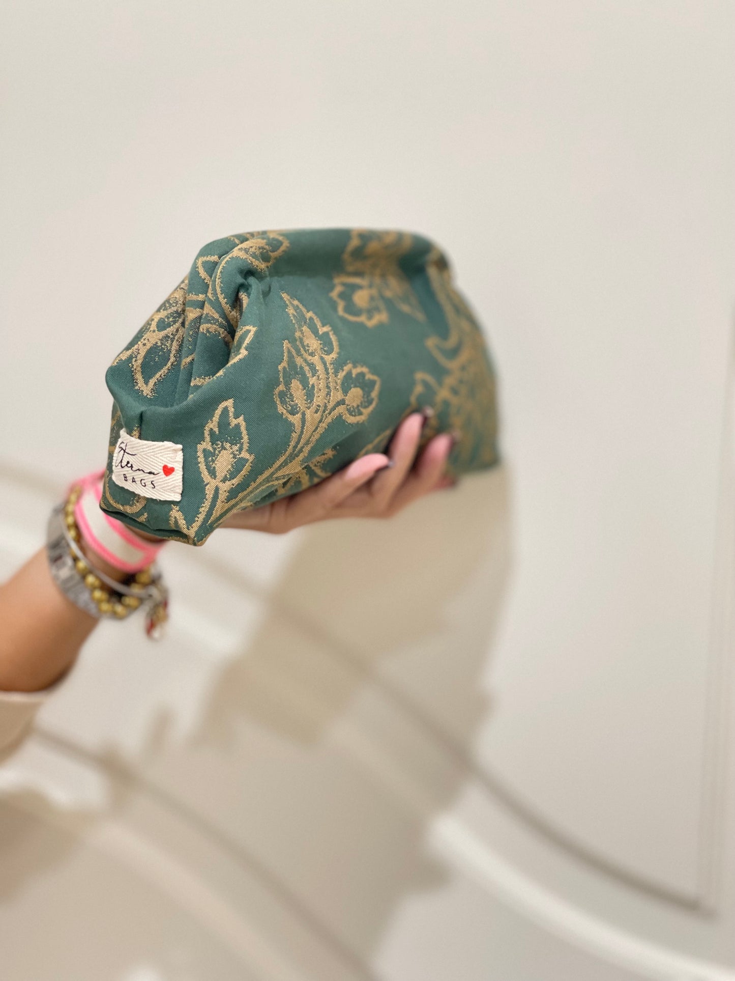 clutch in tessuto damascato handmade