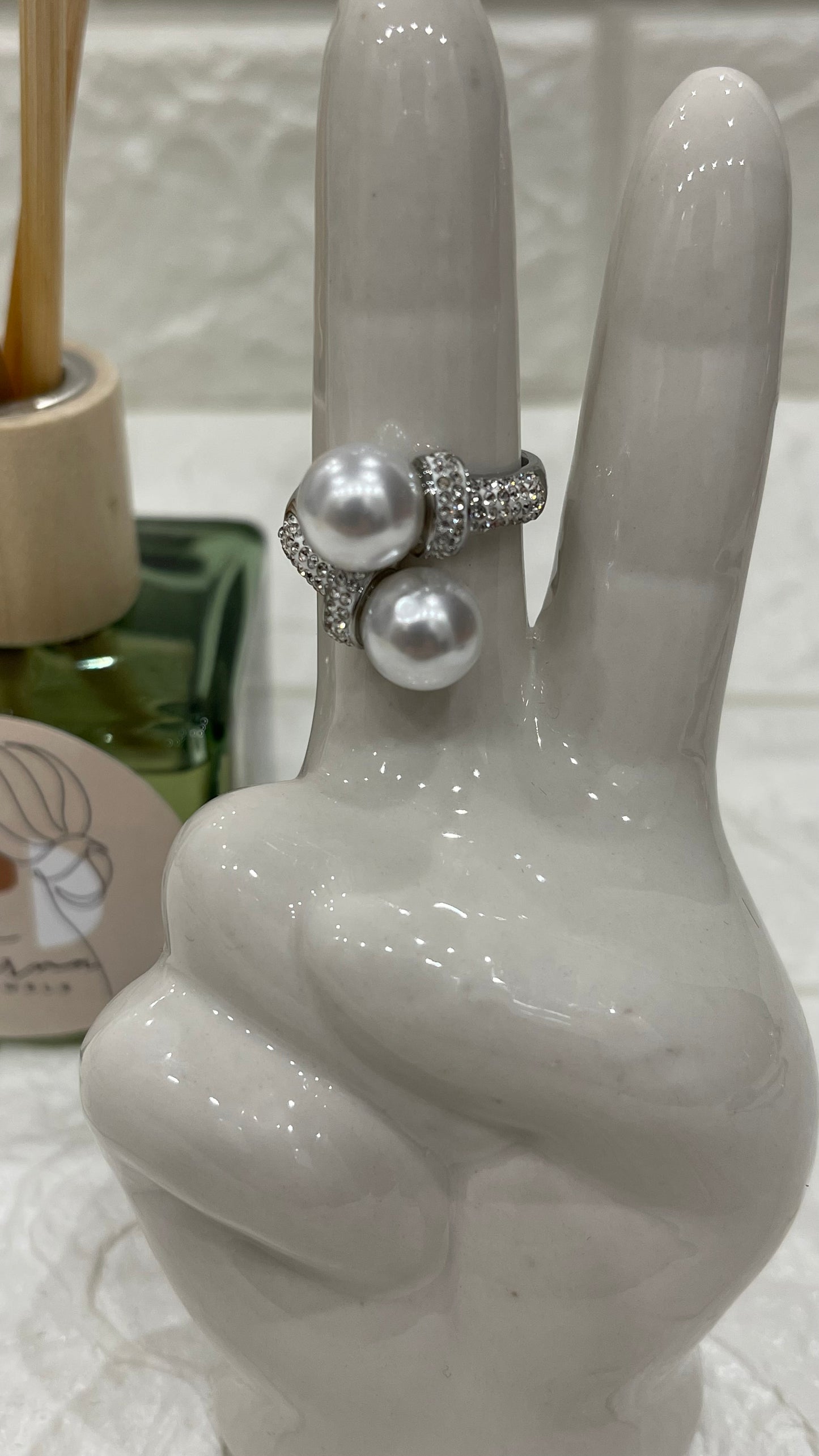 Anello Marylin con perle e zirconi in acciaio inox